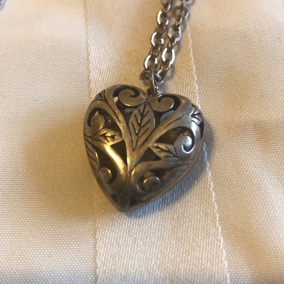 VINTAGE 1955 JELAINE SS HEART PENDANT NECKLACE - Picture 2 of 6